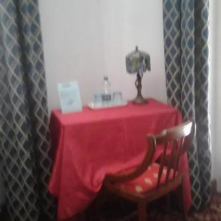 Da Betty Nocleg ze śniadaniem 3*