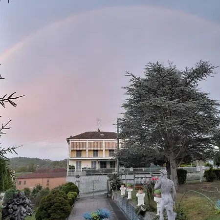 Da Betty Bed & Breakfast 3*