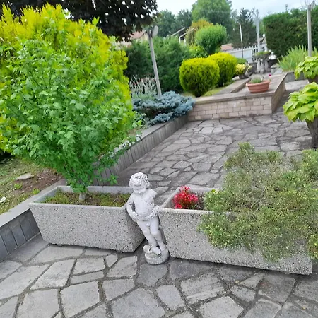 Da Betty Nocleg ze śniadaniem 3*